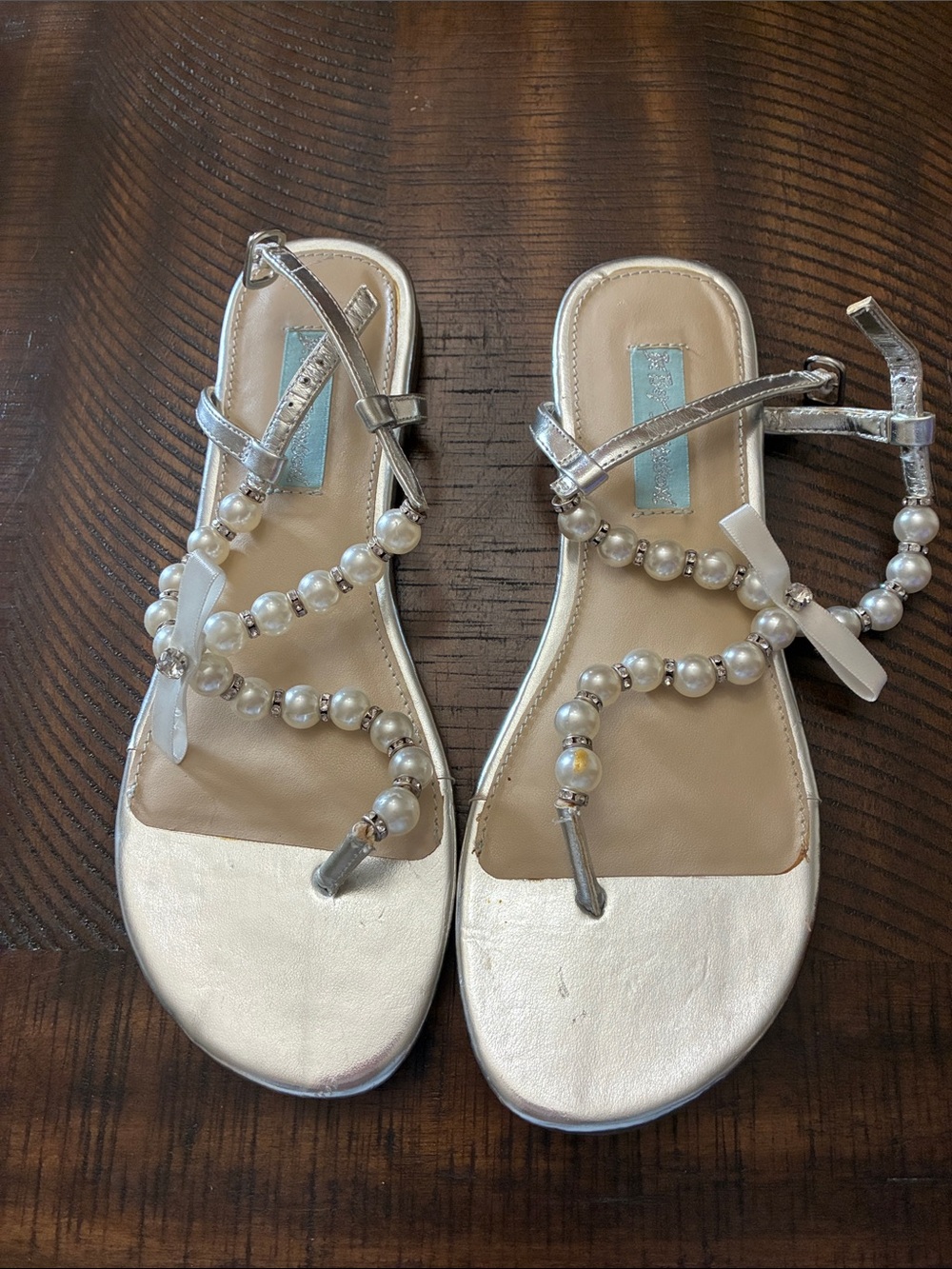 ✨ Betsey Johnson Pearl Sandals ✨